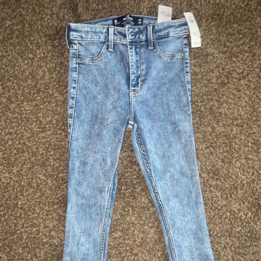 Hollister High Rise Crop Jean Leggings